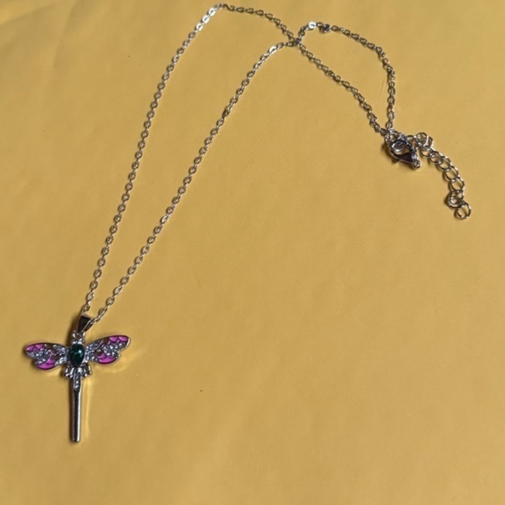 Silver Dragonfly Pendant Necklace